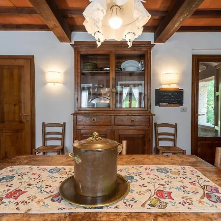Casa Padronale Il Casotto Hotel *